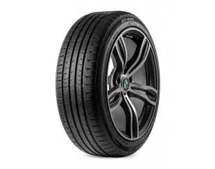PT935 Fullgrip 205/70R15C 106/104R Petlas